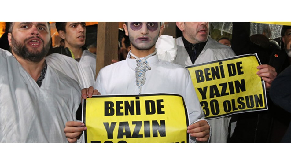 Ayasofya Meydanı'nda protesto