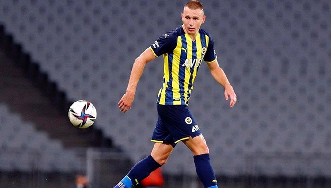 Fenerbahçe'den Attila Szalai açıklaması