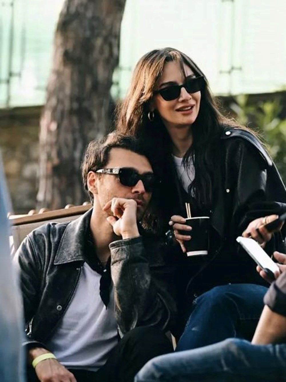 Hakan Kurtaş, Birce Akalay'ın paylaşımına kayıtsız kalmadı: Amirim vuruldum - 4