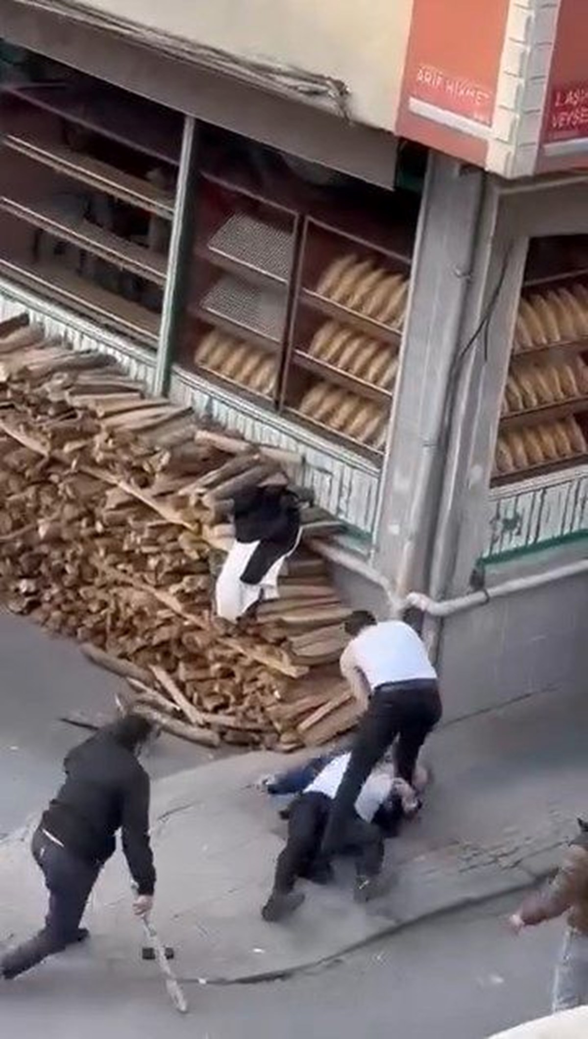 4fLzvK5j1kWHNGiNBI6AIQ.jpg