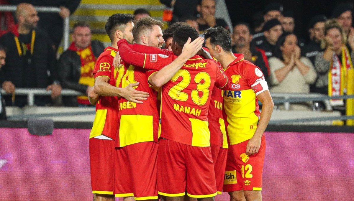 1. Lig'in en az gol yiyen takımı Göztepe