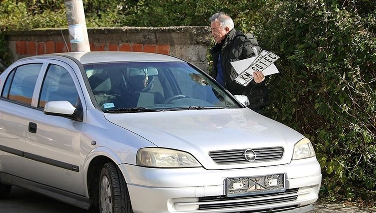Kosova’dan Sırbistan plakalı araçlara Kosova’dan Sırbistan plakalı araçlara