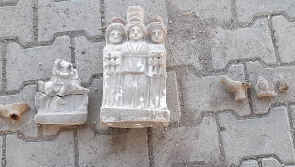 Afyonkarahisar'da Roma dönemine ait tarihi eserler bulundu Afyonkarahisar'da Roma dönemine ait tarihi eserler bulundu