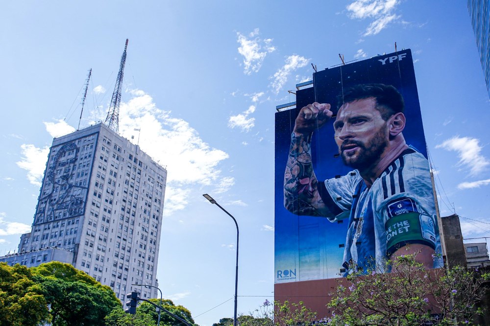 Arjantin sokaklarında "Capitanes" adlı duvar resimleri serisi - 5