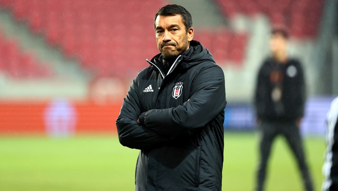 Beşiktaş'ta Giovanni van Bronckhorst dönemi sona eriyor