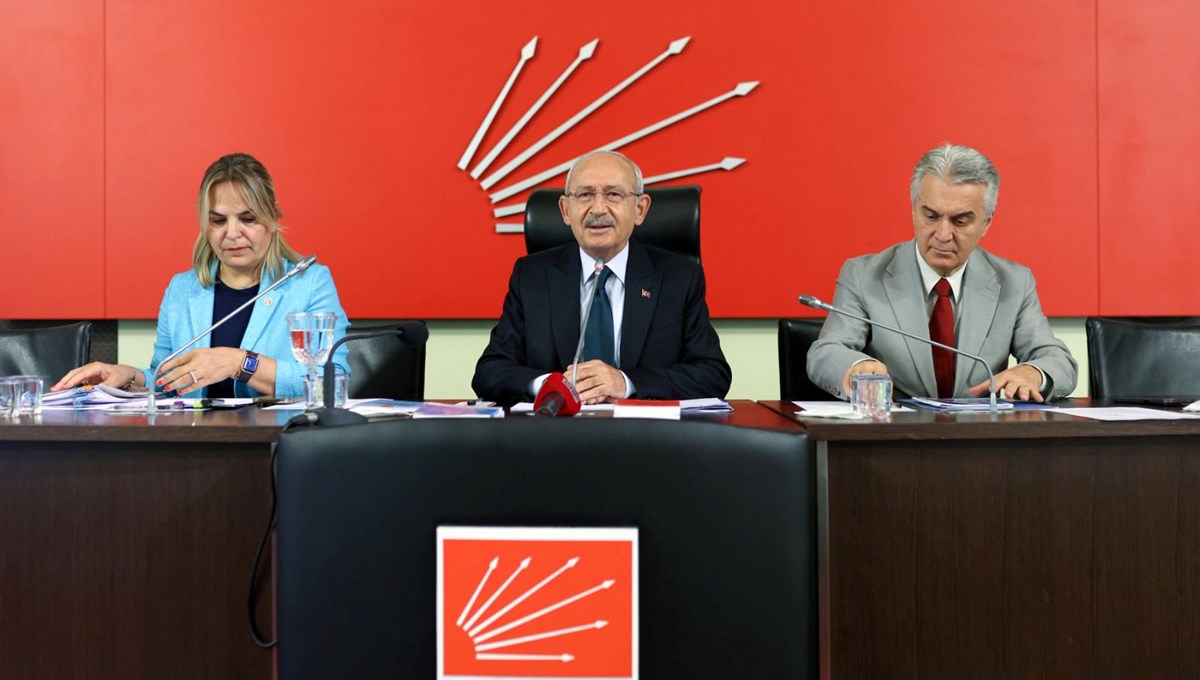 CHP Parti Meclisi'nde kritik toplantı: Görevden alınan başkanların itirazları reddedildi