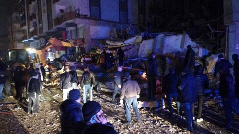 Kahramanmaraş'ta 7,4 büyüklüğünde deprem - 8