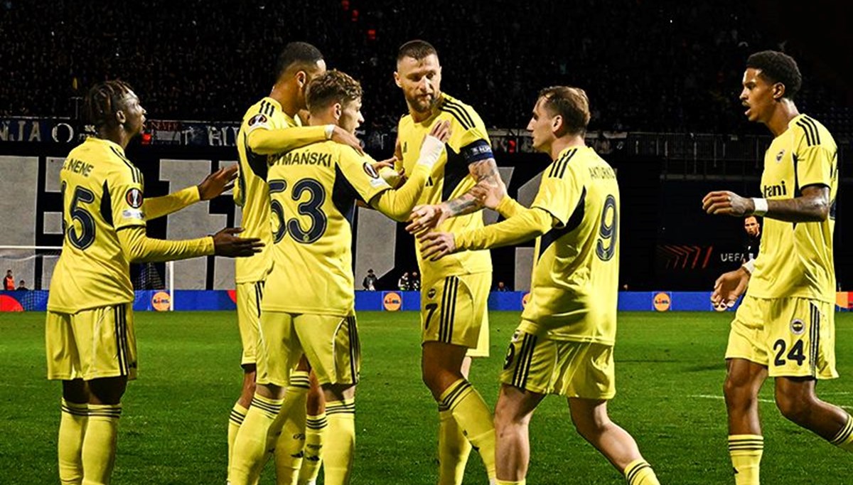 Fenerbahçeli yıldızın menajeri açıkladı: “Transfer iptal oldu, kendi başarısının kurbanı!” Fenerbahçeli yıldızın menajeri açıkladı: “Transfer iptal oldu, kendi başarısının kurbanı!”