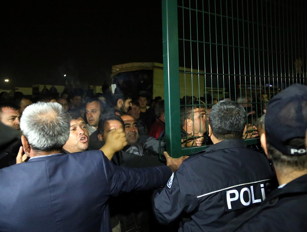 Antalya Toptancı Hali�nde üretici protestosu NTV