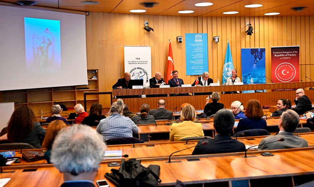 Dünyanın en eski gemi batığı UNESCO'da tanıtıldı - 1