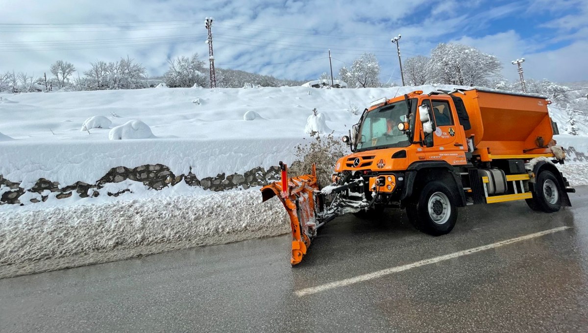 Kar bilançosu: Yurt genelinde 75 yol ulaşıma kapalı