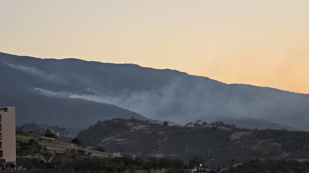 Orman yangınlarıyla mücadele: 3 ilde yangınlar kısmen kontrol altında - 10