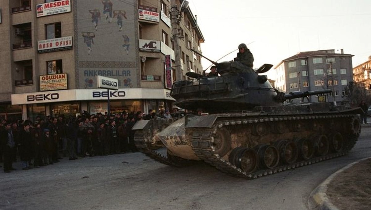 28 Şubat'ın 27. yılı: Siyasilerden 28 Şubat mesajları 28 Şubat'ın 27. yılı: Siyasilerden 28 Şubat mesajları