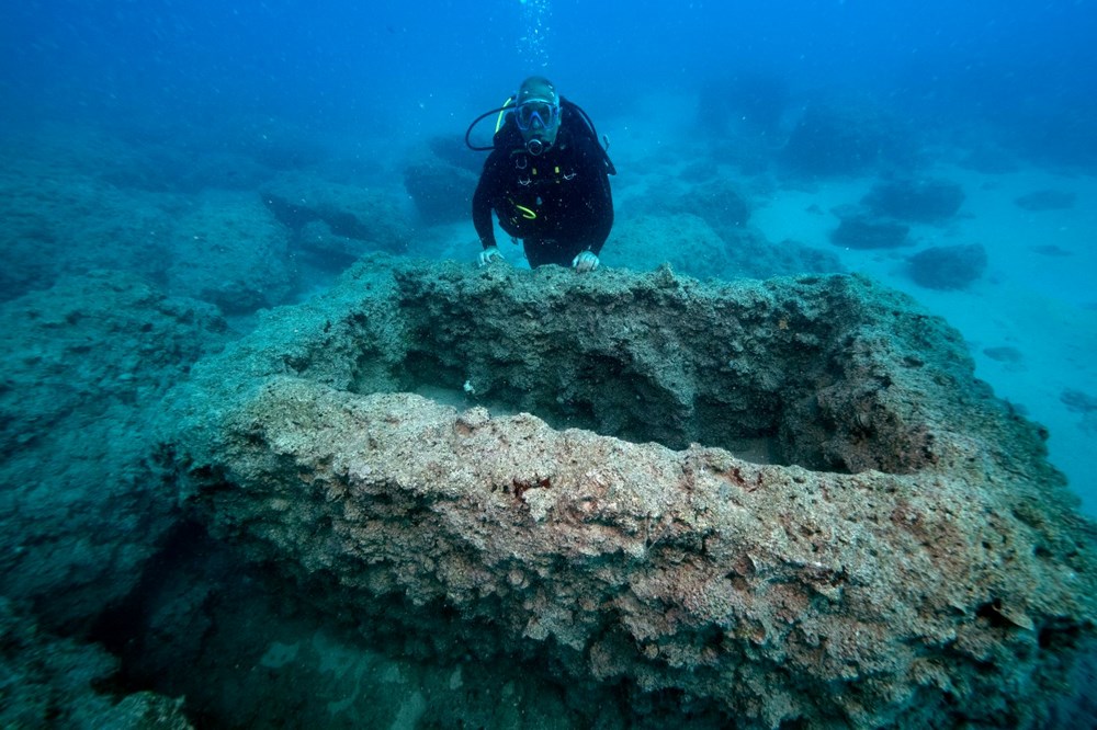 Bakan Ersoy, dünyanın en eski ticaret gemisi batığına dalış yaptı - 16