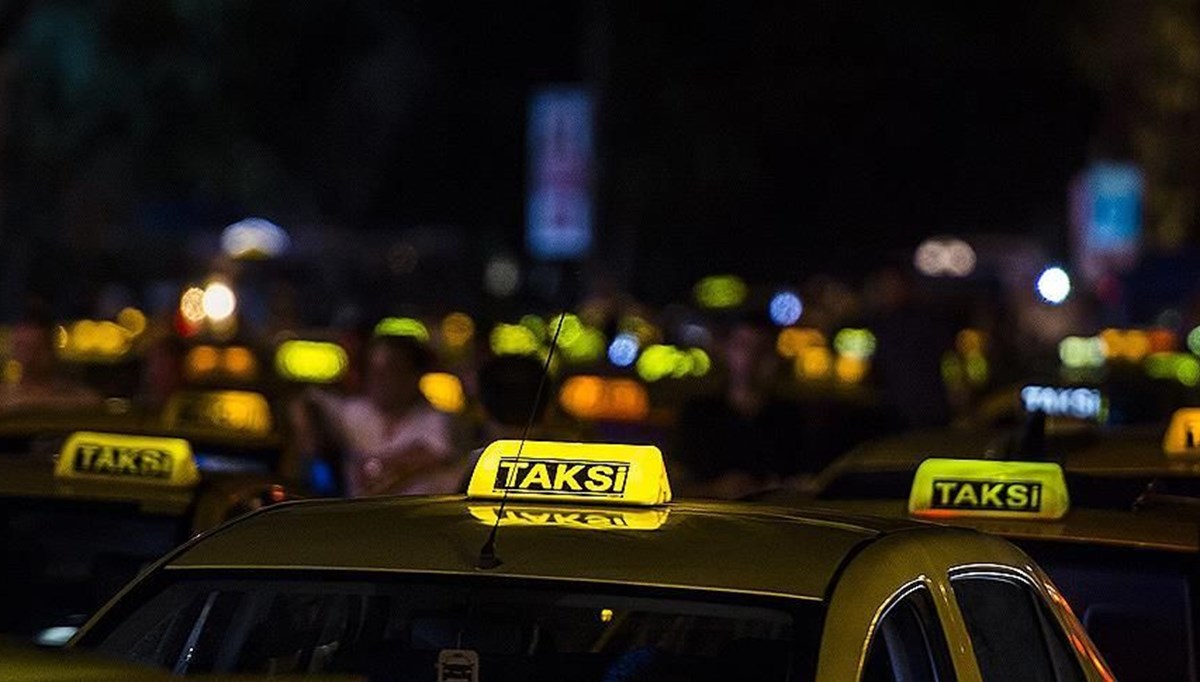 SON DAKİKA HABERİ: İstanbul’da taksi, minibüs ve dolmuş ücretlerine zam