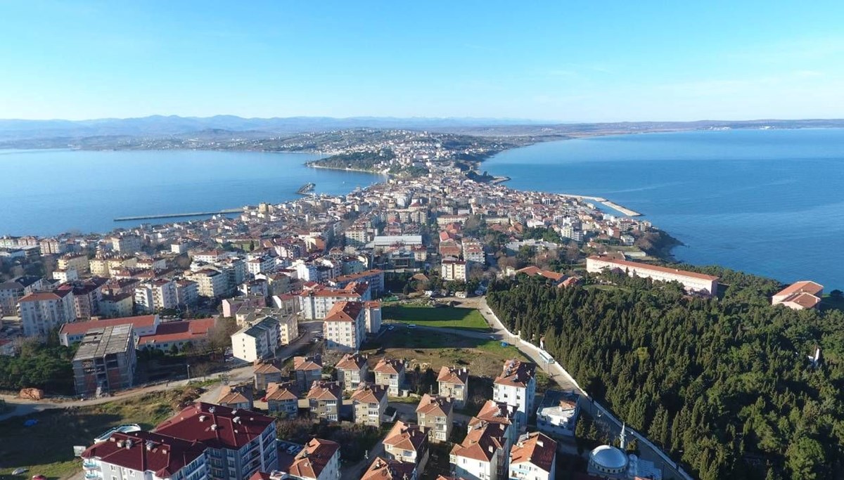 Türkiye'nin en yaşlı ili Sinop Türkiye'nin en yaşlı ili Sinop