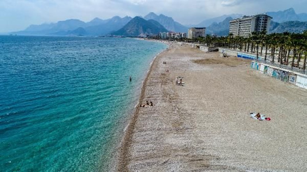 Antalya'da denetim arttı, sahil boşaldı - 7