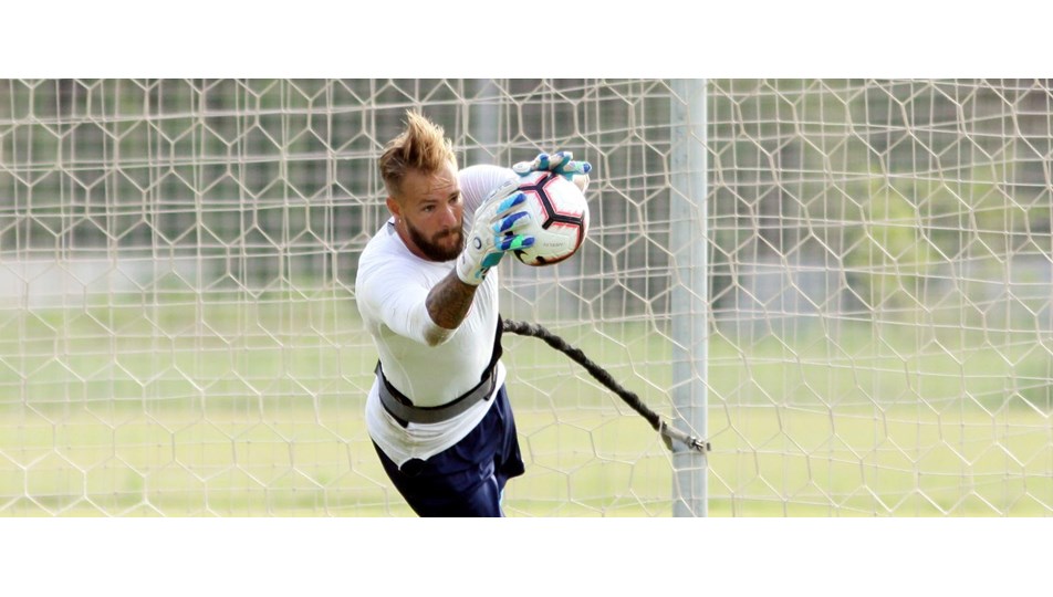 Antalyaspor kalecisi Boffin trafik kazası geçirdi