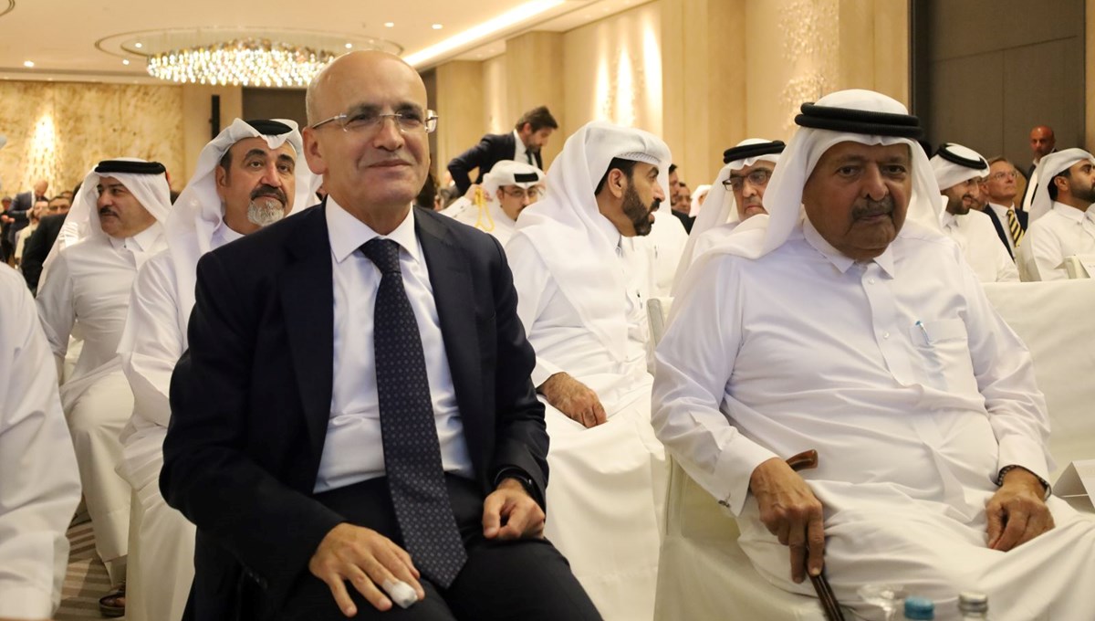 Mehmet Şimşek, Katar'da yatırımcılarla buluştu Mehmet Şimşek, Katar'da yatırımcılarla buluştu
