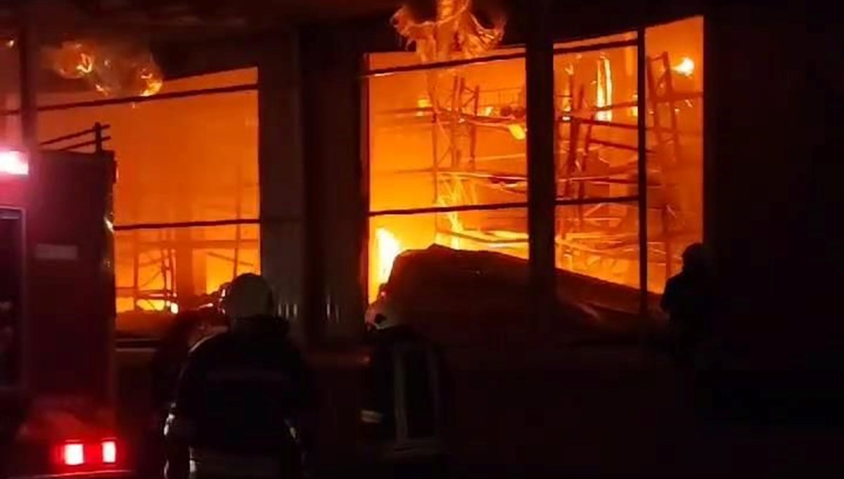 Konya'da fabrika yangını Konya'da fabrika yangını