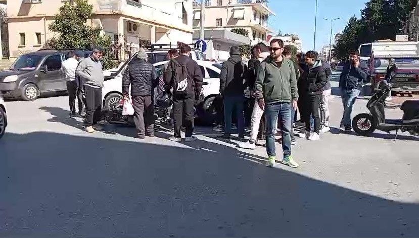 Antalya'da motosiklet ile otomobil çarpıştı: Bir ağır yaralı