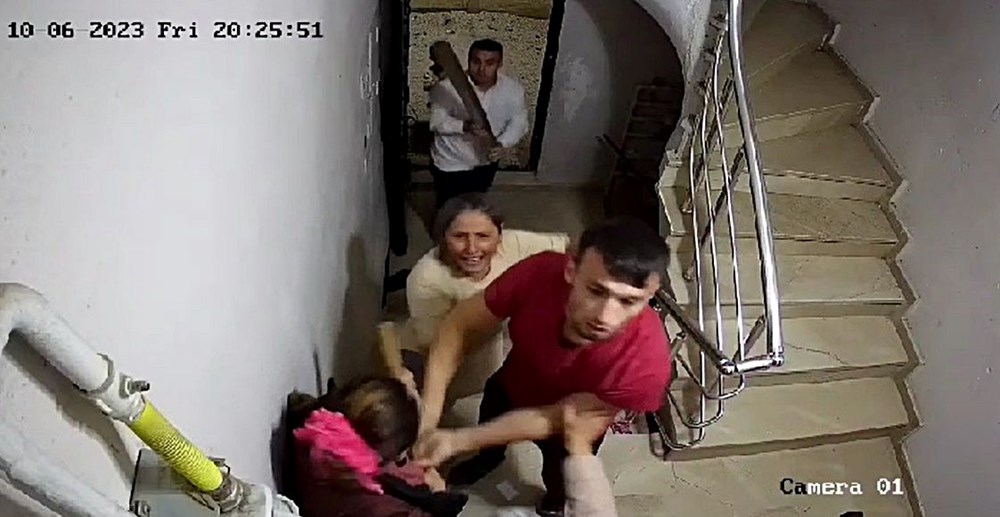 Boşanma aşamasındaki eşinin ailesinin evini bastı: 4 yaralı - 4