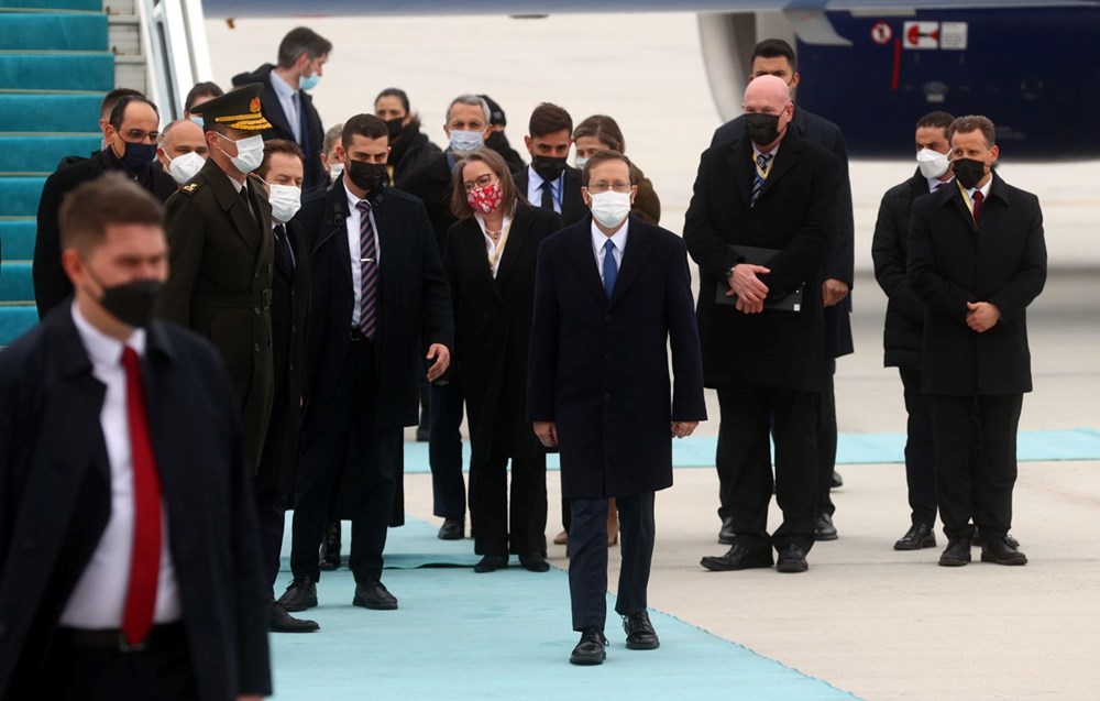 İsrail Cumhurbaşkanı Isaac Herzog Ankara’ya geldi İsrail Cumhurbaşkanı Isaac Herzog Ankara'ya geldi - 16