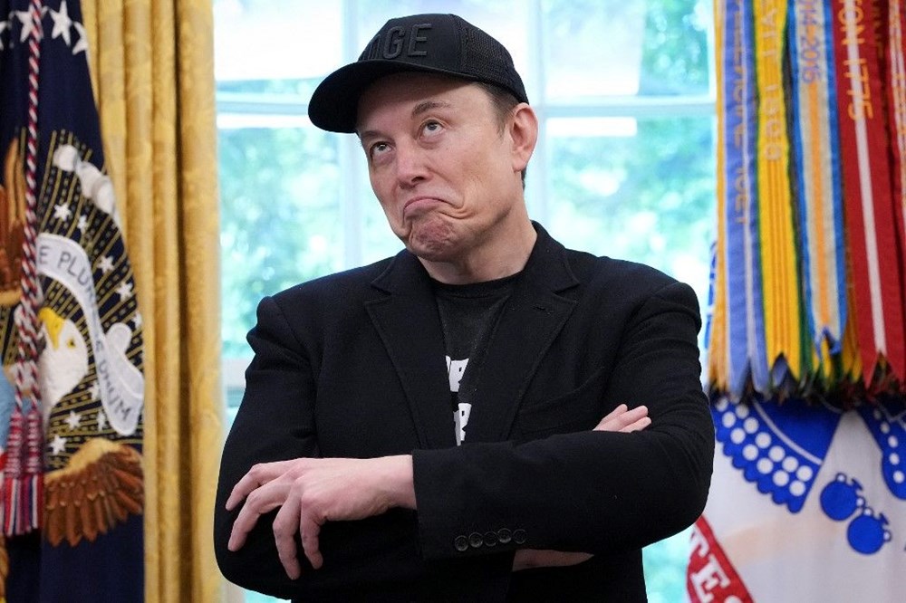 Dibe vuran Tesla'dan, küfür eden Grok'a: Musk'ın son kalesi SpaceX - 1
