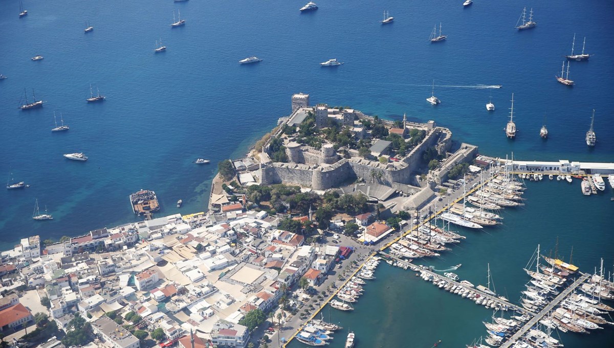 Bodrum’da kuraklık çanları çalıyor: 1 aylık su, 9 günde bitti! Bodrum’da kuraklık çanları çalıyor: 1 aylık su, 9 günde bitti!