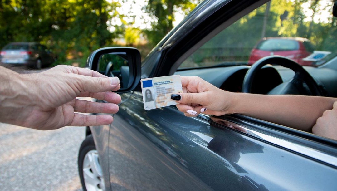 Avrupa'da ehliyetler değişiyor