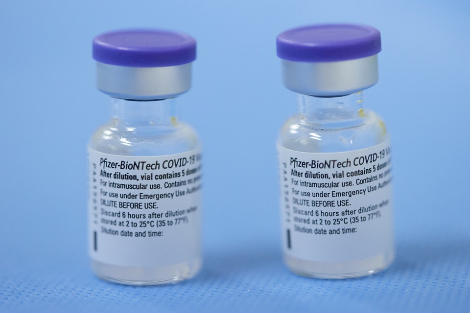 NYT: Pfizer/BioNTech aşısı ABD'de gelecek ay tam onay alabilir - 1