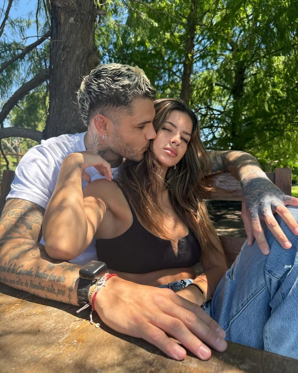 Mauro Icardi'den yüzüklü fotoğraf: China Suarez ile evleniyor mu? - 2