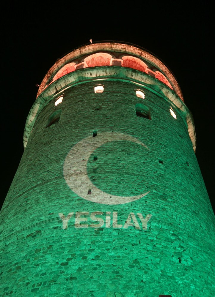 Galata Kulesi Yesilay Haftasi Nedeniyle Yesile Burundu Ntv