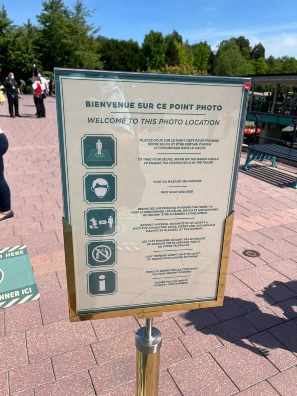 Disneyland Paris reopened after 7.5 months - 11