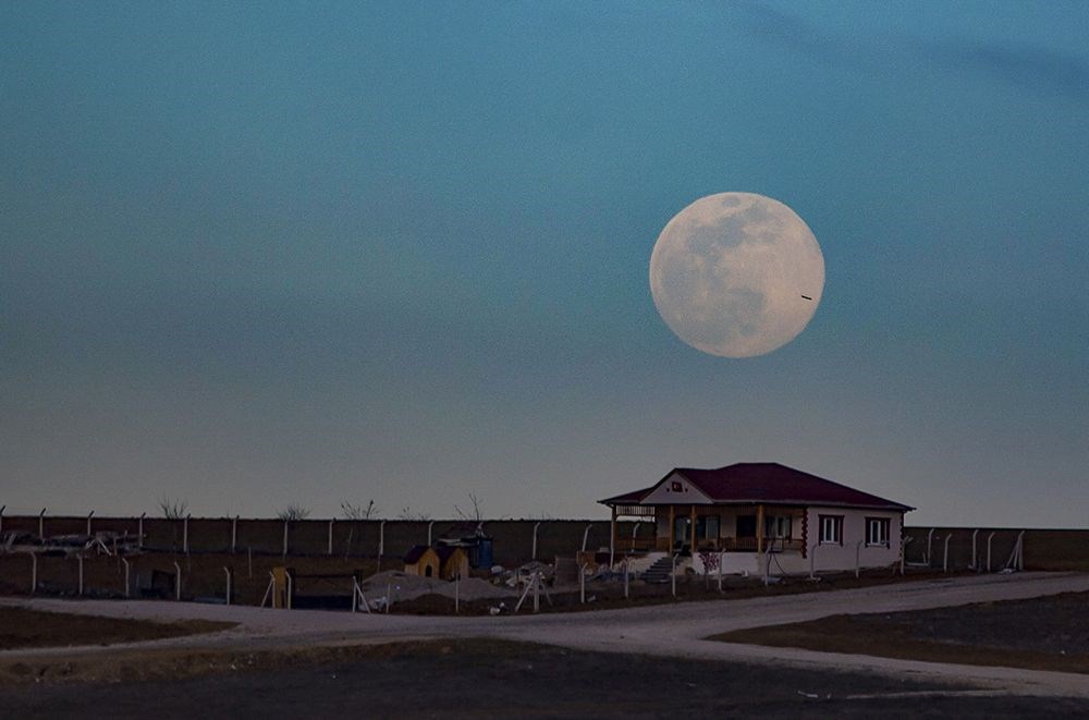 T�rkiye ve d�nyadan S�per Ay manzaralar�