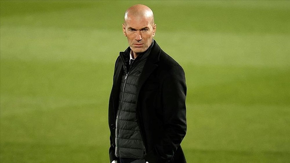 Ronaldo mu Messi mi? İşte 21. yüzyılın en iyi futbolcuları - 35