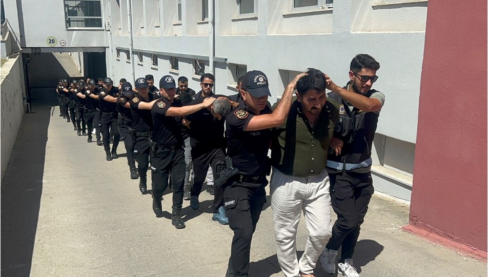 Adana'da ele geçirilen 825 kilo eroin soruşturması: 16 şüpheli tutuklandı