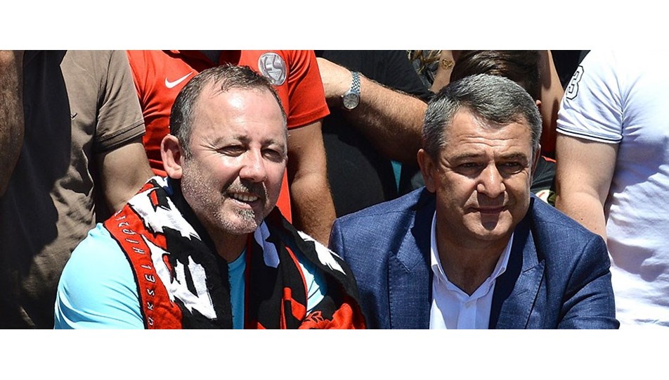 Sergen Yalçın imzayı attı