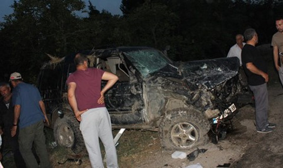 Adana'da trafik kazası: 5 ölü - 2