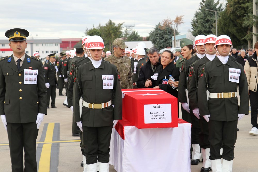 Isparta'da helikopter şehitleri için tören - 3