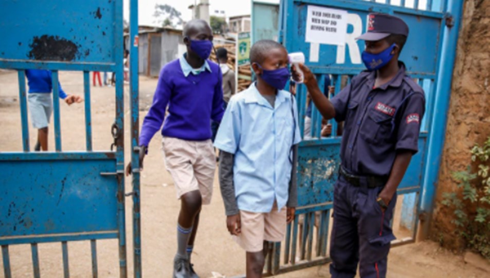 Kenya'da bir okulda 68 öğrenci ve 5 öğretmende Covid-19 tespit edildi