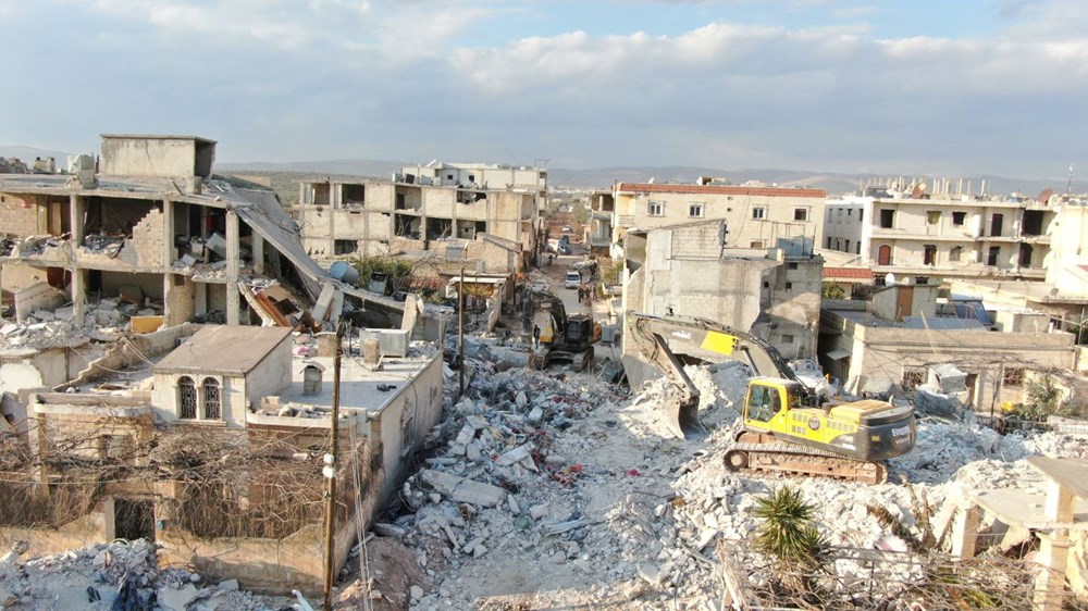 Depremlerin vurduğu Suriye'de son durum: En az 4 bin 500 can kaybı - 3