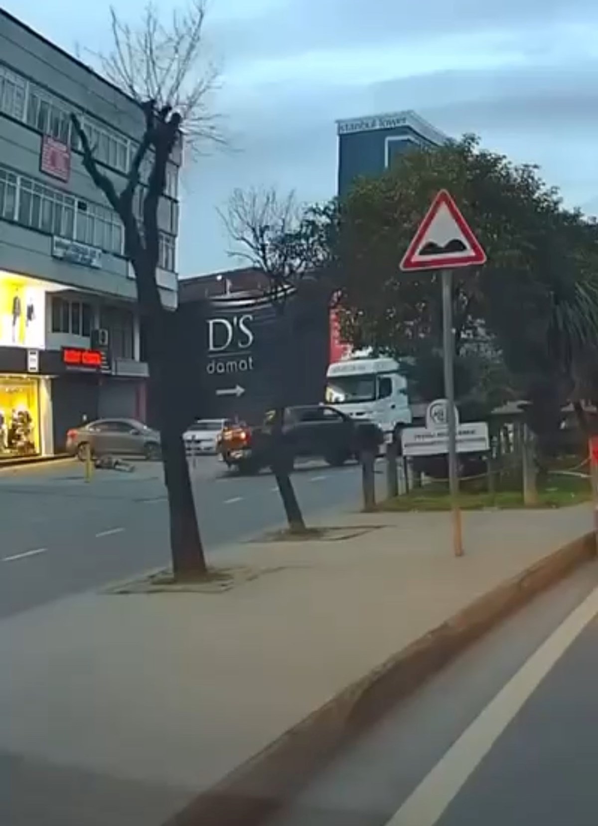 Kaza anı kameralar tarafından görüntülendi.