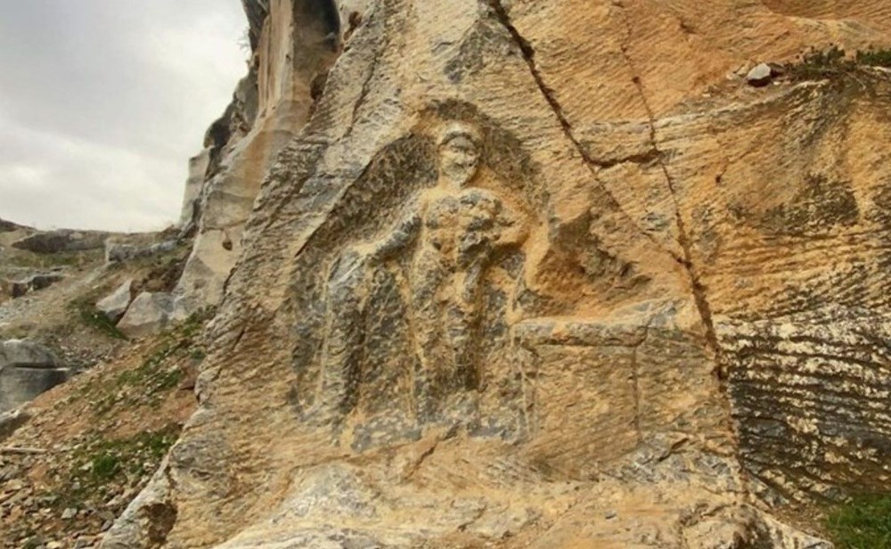 2 bin yıllık Herkül'ü delik deşik ettiler - 1