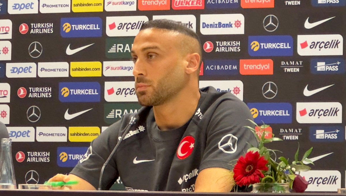 Cenk Tosun: Hocamın kararlarına saygı duyuyorum ama oynamaya hazırım