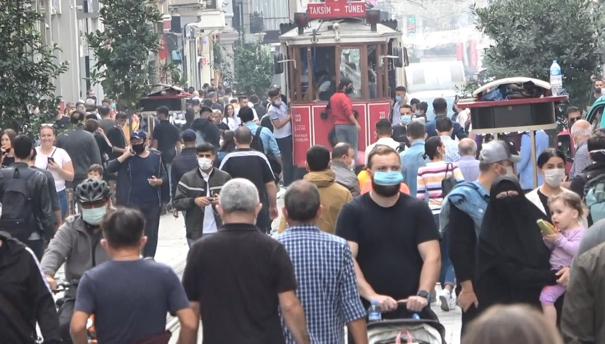 Corona virüs önlemleri: Yoğun cadde, sokak, duraklarda sigara içmek yasaklanacak