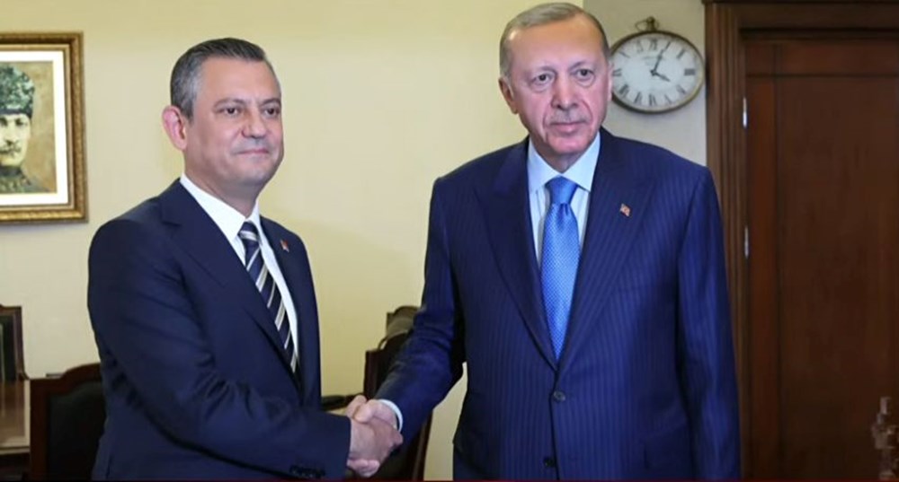 Cumhurbaşkanı Erdoğan, 18 yıl sonra CHP Genel Merkezi'nde | Erdoğan-Özel görüşmesi başladı - 11