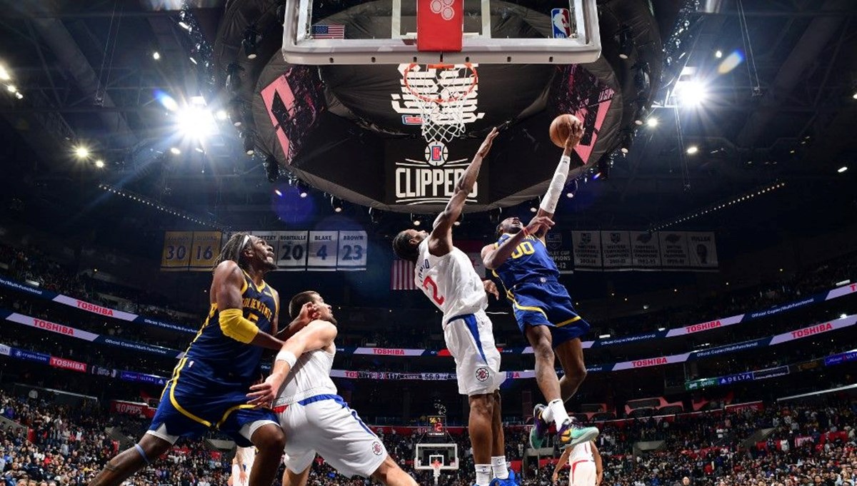 NBA'de Warriors'ı yenen Clippers, galibiyet serisini 6 maça çıkardı NBA'de Warriors'ı yenen Clippers, galibiyet serisini 6 maça çıkardı