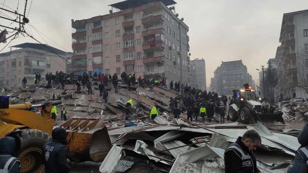 Türkiye yasta | Depremin vurduğu 10 ilden çarpıcı fotoğraflar... - 26