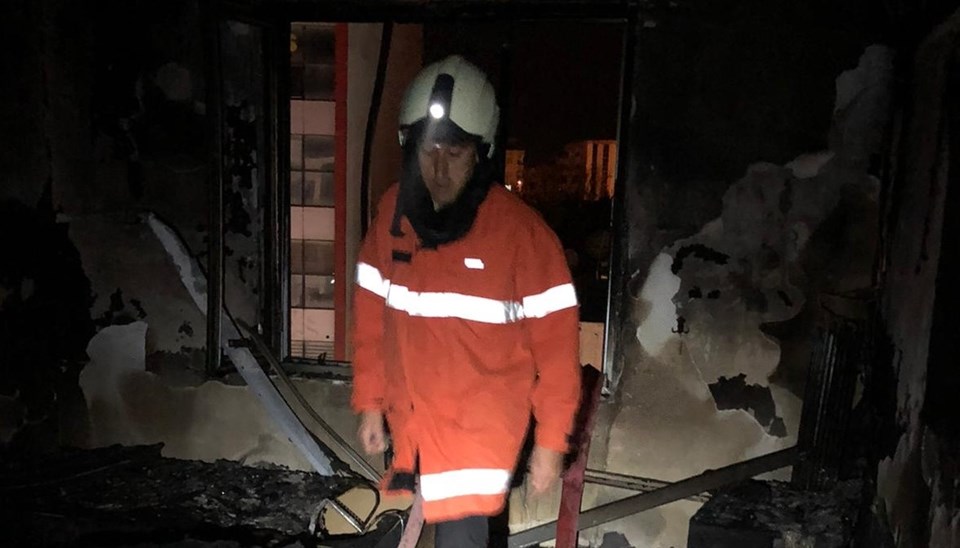 Mardin'de otel yangını: 5. kattan atlayan bir kişi yaralandı - 1